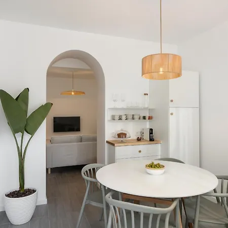 Barlavento By An Island Порту-Санту